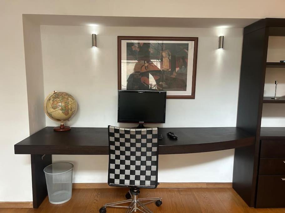 Down Town Spacious Duplex With Private Parking & Game Room بروكسل المظهر الخارجي الصورة